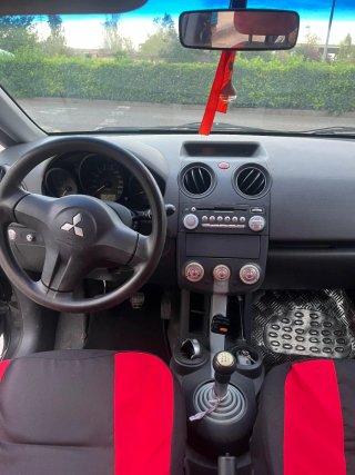 Mitsubishi Colt 2005