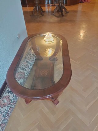 Muebles de salón de madera oscura
