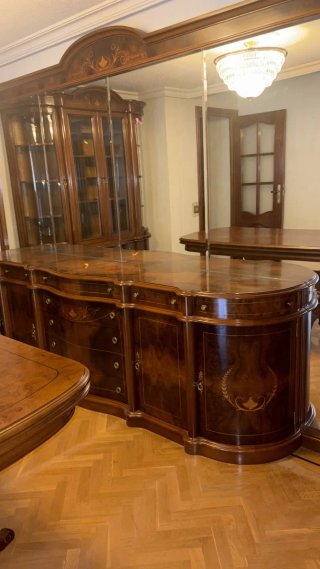 Muebles de salón de madera oscura