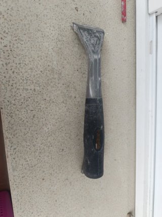 Rascador de pintura Friess con hoja de carburo