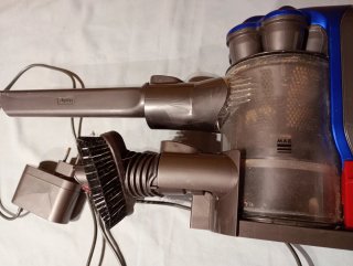 Dyson DC45 per pezzi di ricambio (non funziona)