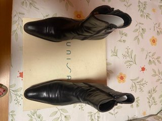 Botines Unisa negros punta fina