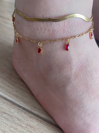 Tobillera Acero Inoxidable con Dijes Rojos