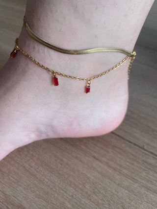 Tobillera Acero Inoxidable con Dijes Rojos