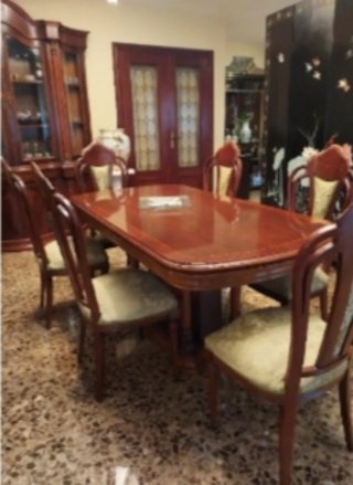 Mesa de Comedor Estilo Luis XVI de Caoba