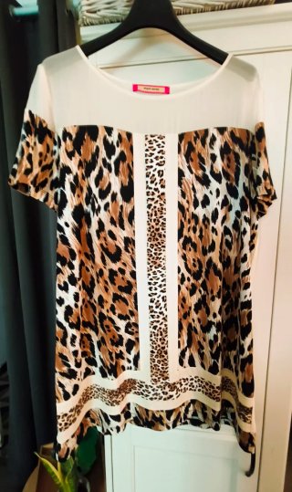 Camisa de seda con estampado animalier
