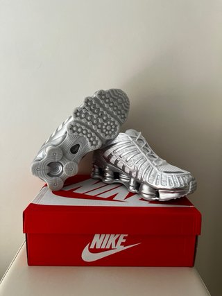 Zapatillas Nike Shox TL Blancas y Plateadas
