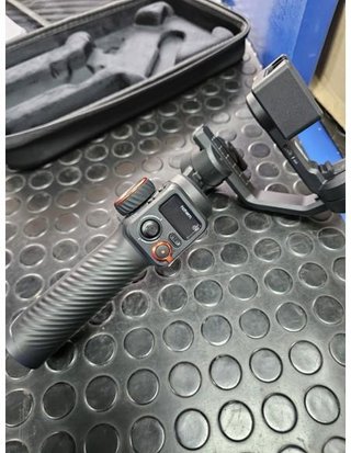 HOHEM iSTEADY M6 \x96 Smartphone Gimbal