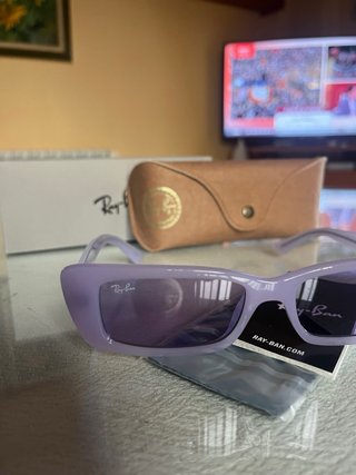 Gafas de sol Ray-Ban moradas
