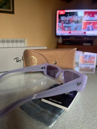Gafas de sol Ray-Ban moradas