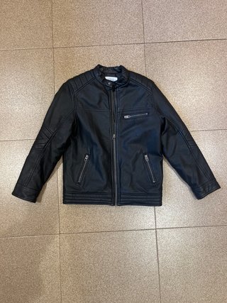 Cazadora de cuero negra Zara Talla 10