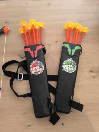 2 Arcos y Carcaj con Flechas Juguete