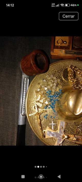 Lote Antigüedades: Caja, Joyas, Lupa