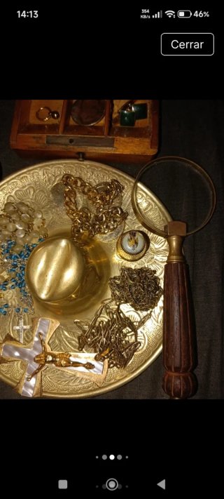 Lote Antigüedades: Caja, Joyas, Lupa