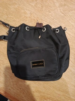 Bolso tipo saco Bimba y Lola negro