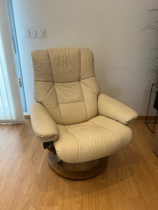 Sillón Stressless de Piel con Reposapiés