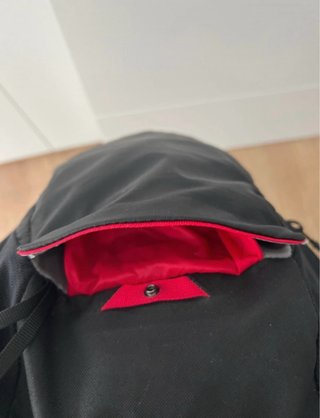 Mochila The North Face Roja y Negra