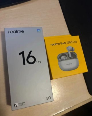Lote Móvil Realme 16 Pro 5G + Auriculares T200 Lit