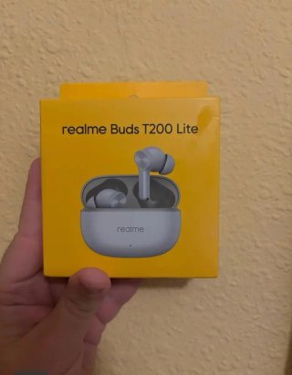 Lote Móvil Realme 16 Pro 5G + Auriculares T200 Lit