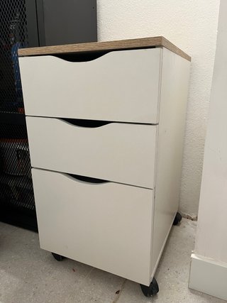 Cajonera para oficina con ruedas