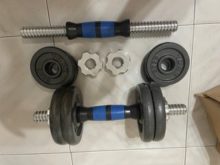 Pesi e attrezzatura palestra