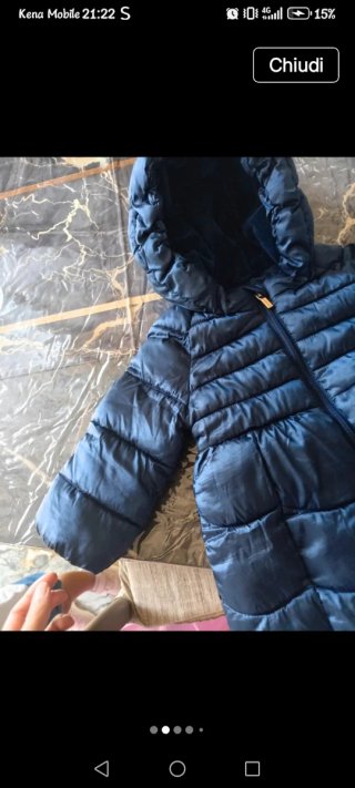 Giubbotto imbottito blu per neonata