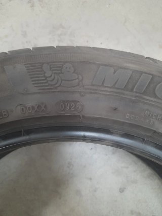 Neumáticos Michelin 195/60R18 96H.