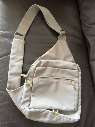 Mochila bandolera Adolfo Domínguez gris