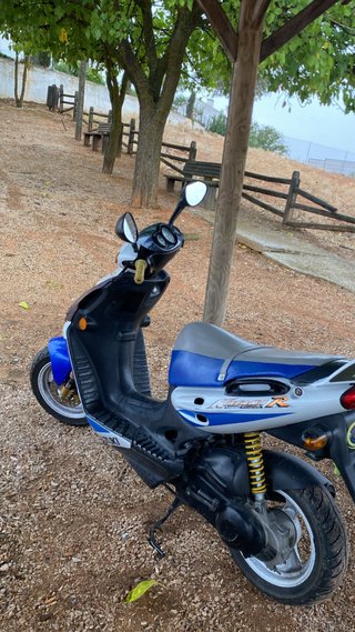 Suzuki Katana R 49cc Scooter ITV 2028