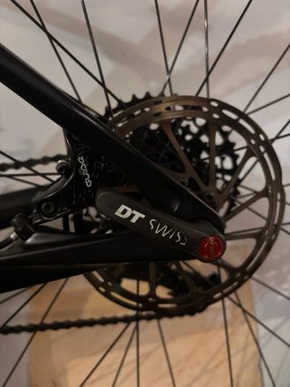 Bicicleta BTT Negra