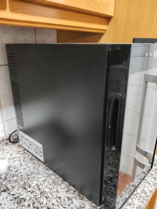 Vinoteca Cecotec para 6 botellas