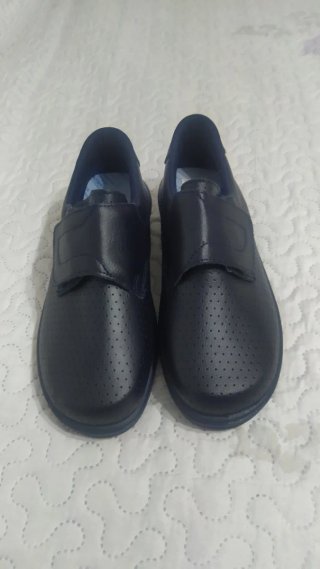 Zapatos azules anatómicos nuevos