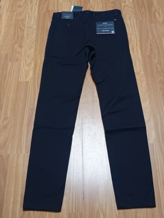 Pantalones Tommy Hilfiger NUEVOS CON ETIQUETAS