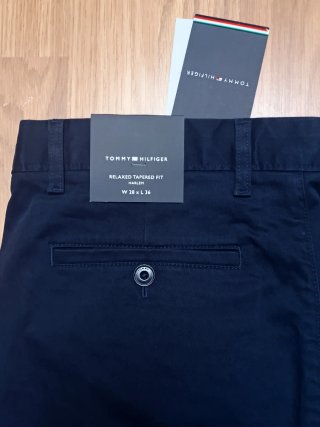 Pantalones Tommy Hilfiger NUEVOS CON ETIQUETAS