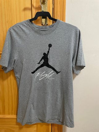 Camiseta Jordan Flight Gris
