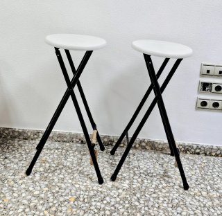 Par de banquetas altas plegables
