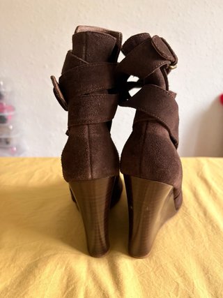 Botines con cuña Massimo Dutti