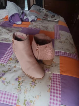 Botines rosas talla 37
