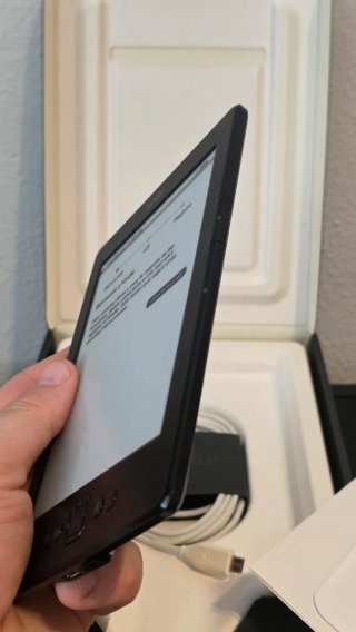 Kindle 4ª Generación (D01100)