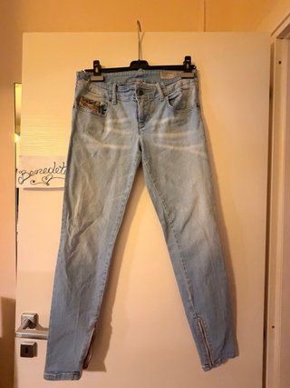 Jeans Diesel donna vita bassa zip caviglia