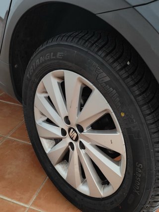 SEAT Arona 2021