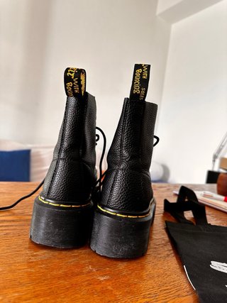 Botas Dr. Martens Negras Plataforma