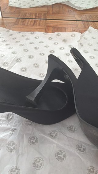 Sapatos de Salto Alto Pretos