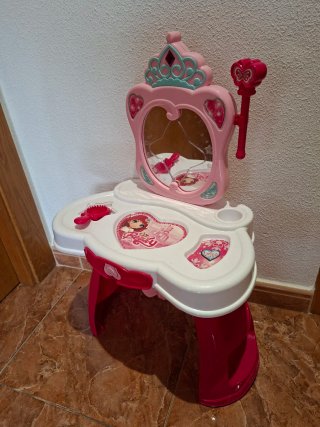 Tocador de juguete infantil rosa