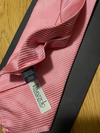 Cravatta Ravazzolo in seta rosa