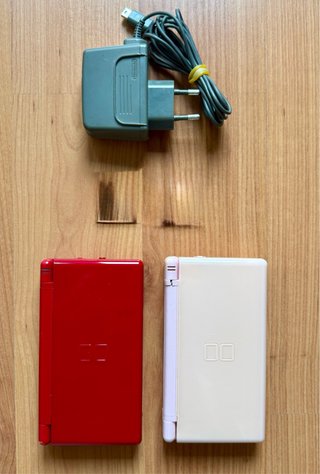 Nintendo DS Lite