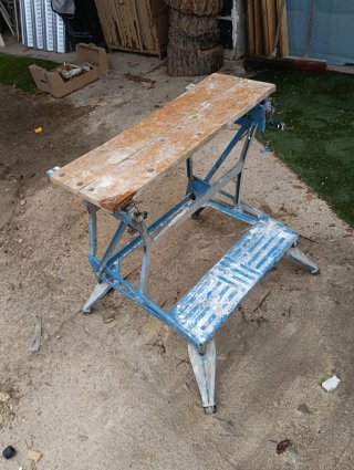 Banco de trabajo plegable azul