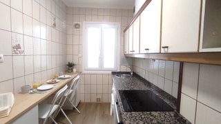 Habitación renovada con trastero cerca de Gran Vía