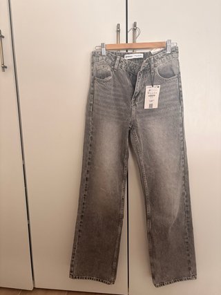Pantalón Straight Wide Bershka Gris