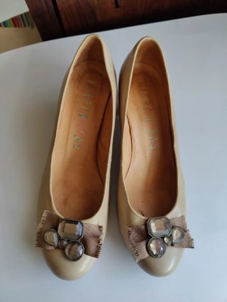 Zapatos Hispanitas Beige